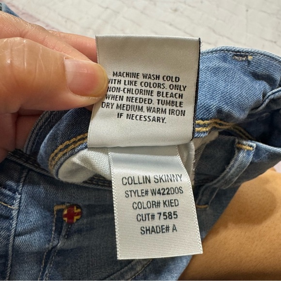 HUDSON “COLLIN SKINNY” Women's whiskered light faded Blue denim Jeans sz 29 GUC - Picture 2 of 16